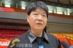 邱彪:季后赛希望我们保持常态发挥,能做好的话任何结果都接受