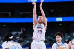 本土第七位!林葳季后赛砍30+10 比肩郭艾伦/胡雪峰/巩晓彬等名宿
