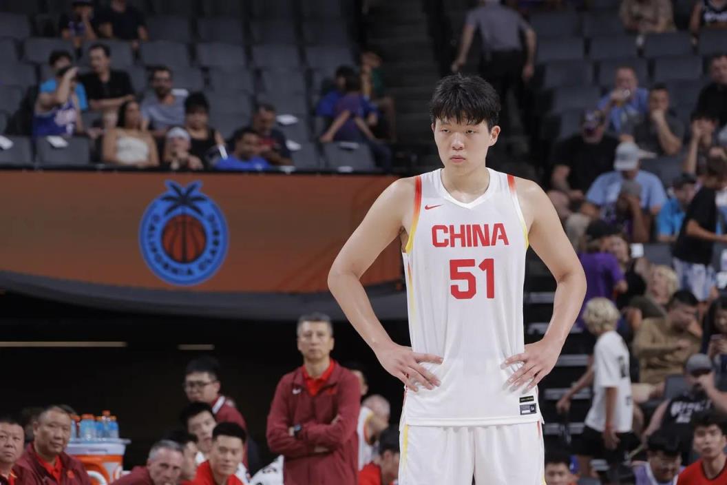 爵士媒体:杨瀚森或在29顺位被选,表现似申京