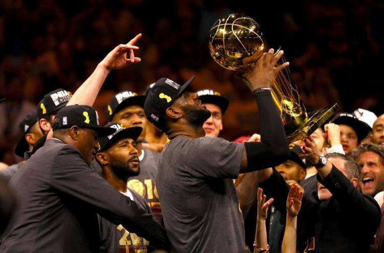 Lebron Leads Cavs To A History Making Night | Z 107.9
