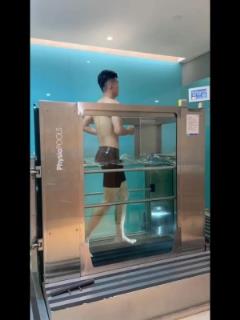 胡睿宝发布视频:终于可以触球训练了!