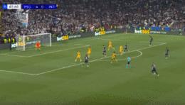 欧冠决赛历史最大分差!马尤卢绝杀,巴黎5-0横扫国米!
