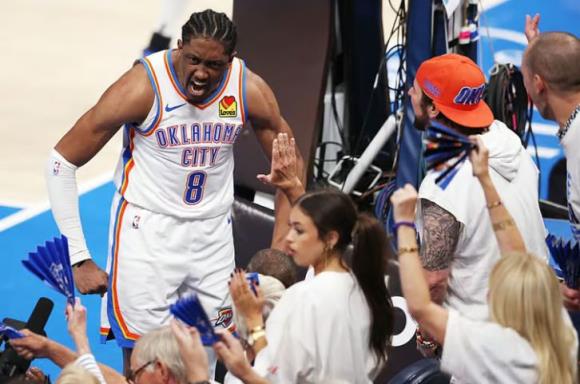 NBA总决赛G6：雷霆对阵步行者，西亚卡姆能否带领球队逆转？