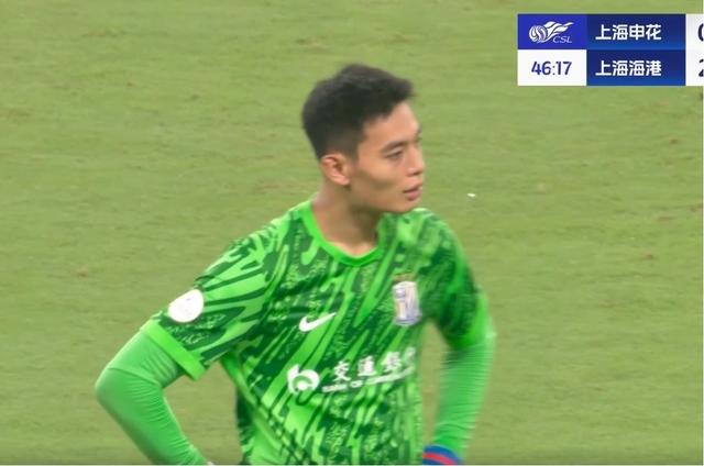 上观:申花面临较大压力,门将与冠军标准仍有差距