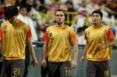 媒体人:国足优势仅存主场,首发阵容或大幅调整