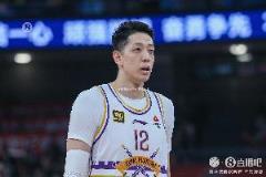 沈梓捷7中5贡献11分9板7助 前场板4个难挽败局