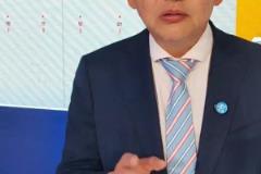苏群:湖人同样方式输球 根本问题就是浓眉走了篮下没人