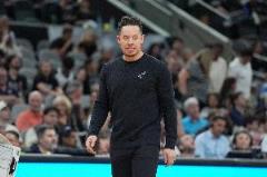 客场不敌骑士,米奇-约翰逊点赞球队斗志韧性表现