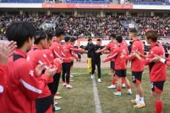 今日赛前,俱乐部为前球员马晓磊和文烁举行退役仪式