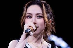 邓紫棋巴克莱中心开唱 林书豪晒美照称她征服布鲁克林