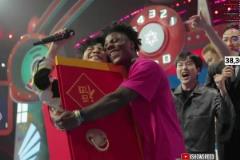 情绪激动!甲亢哥终于见到心心念的大张伟了