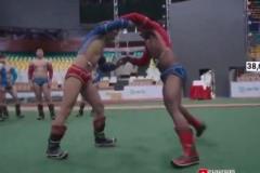 WWE?!甲亢哥与一名蒙古职业摔跤手对决,并使出疯狂终结技!