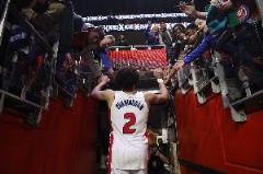 空砍群群主!CC砍36分12助6板难挽败局 全场21中15&三分5中3