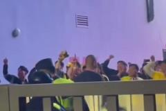 青岛西海岸球迷怒骂泰山球迷:干死鲁能!