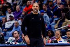 乌度卡:大个阵容篮板球策略同样适用于对阵勇士