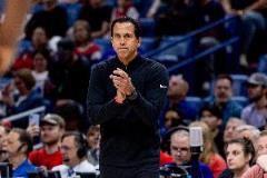 逗逗你呀热火过去三年常规赛2-8公牛,本季被横扫但附加赛3-0