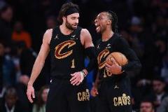骑士第二节轰出11记三分创NBA季后赛单节三分纪录