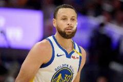 麦穗丰:库里年龄大稳定性下降,小看他将付出代价