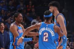 今年雷霆队成为NBA历史上晋级次轮第二年轻的球队,仅逊于去年的队伍