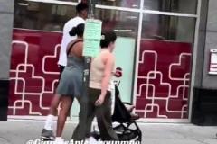 惊!字母哥去纽约了!网友偶遇字母哥带着家人在纽约逛街