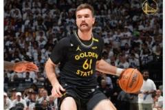 这是史上最强落选秀!勇士官推晒斯潘塞照片:61号秀