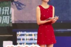 兄真喜!女主播泱泱晒上班Vlog,这双美腿简直了!