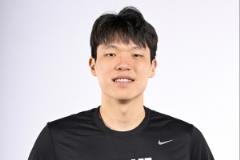 杨瀚森:CBA强调身体对抗,NBA注重转换与进攻节奏