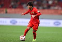 媒体人:海港若想翻身需依赖蒯纪闻与古斯塔沃,泰山靠谢文能与瓦科才能争胜