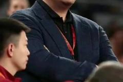杨毅爆料:归化李凯尔是CBA某国企出钱办的,之后想再用他还得再给钱