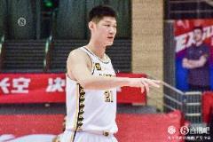 麦穗丰:胡金秋用坚持与坚持赢得这个总冠军