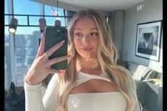 真的很会穿哈利伯顿的女友杰德,身材容貌真的都不错哦