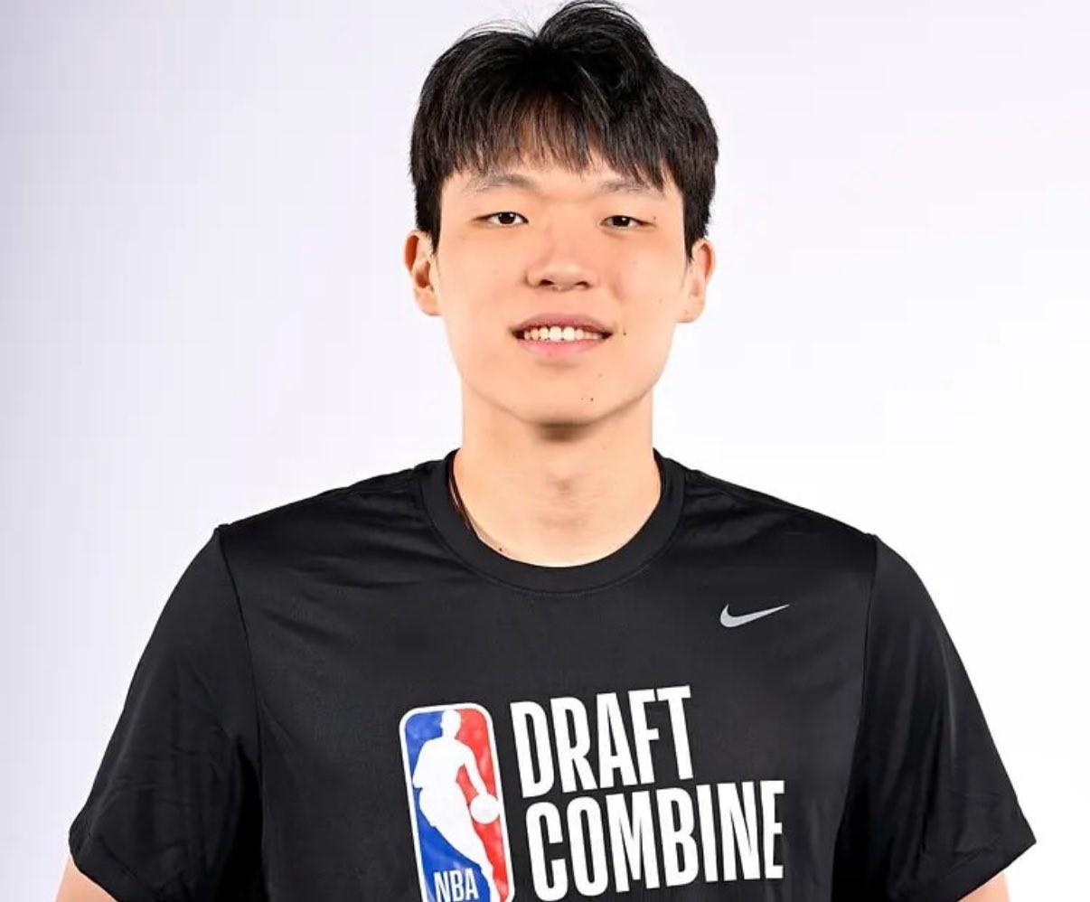 美媒:杨瀚森具备主力轮换潜力或成优秀首发