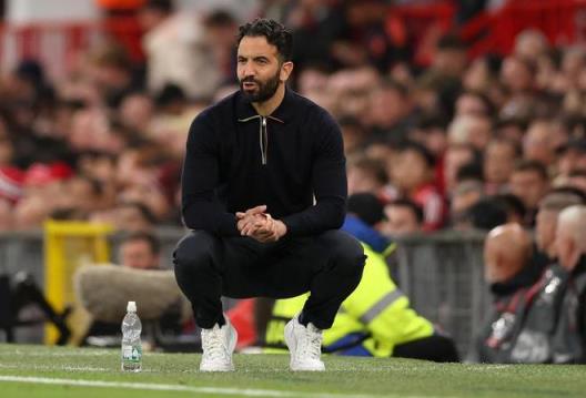 talkSPORT:曼联夏窗仍支持阿莫林 马奎尔与B费对高层不满
