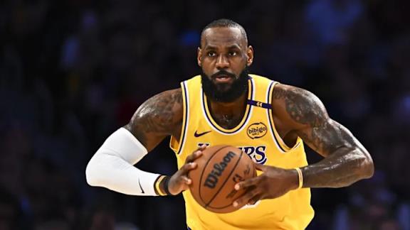 詹姆斯第21次入选NBA常规赛最佳阵容,连续21年入选创历史纪录!
