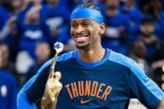 维尼修斯为亚历山大祝贺MVP:兄弟,为你骄傲,你配得上!