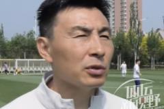 李玮锋鼓励年轻国脚专注训练,多向前辈学习