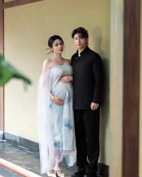 陈蒲妻子晒孕期写真照,即将迎来一家四口